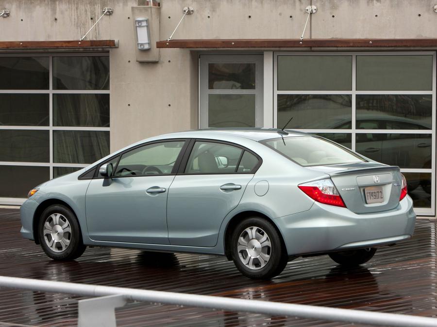  Honda Civic Hybrid 2011 года  (фото 16 из 22)